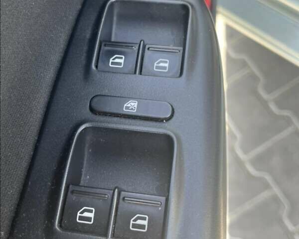 Зелений Шкода Октавія, об'ємом двигуна 1.6 л та пробігом 332 тис. км за 8499 $, фото 21 на Automoto.ua