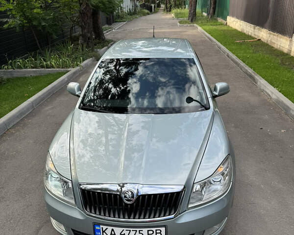 Зеленый Шкода Октавия, объемом двигателя 1.6 л и пробегом 236 тыс. км за 8199 $, фото 11 на Automoto.ua