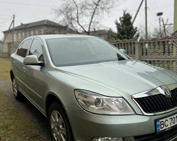 Зеленый Шкода Октавия, объемом двигателя 1.6 л и пробегом 222 тыс. км за 7700 $, фото 4 на Automoto.ua