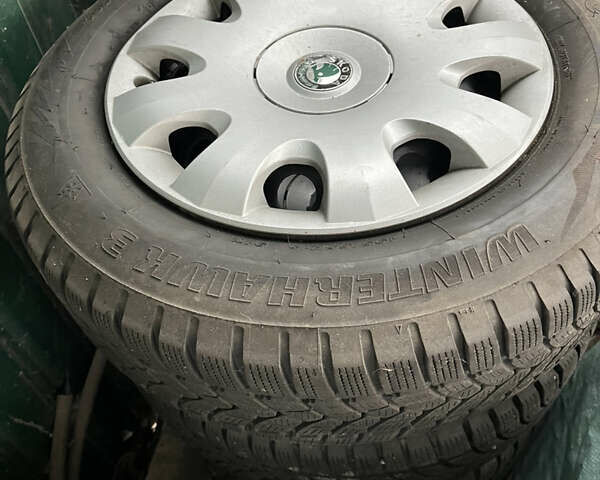 Зеленый Шкода Октавия, объемом двигателя 1.6 л и пробегом 332 тыс. км за 7750 $, фото 28 на Automoto.ua