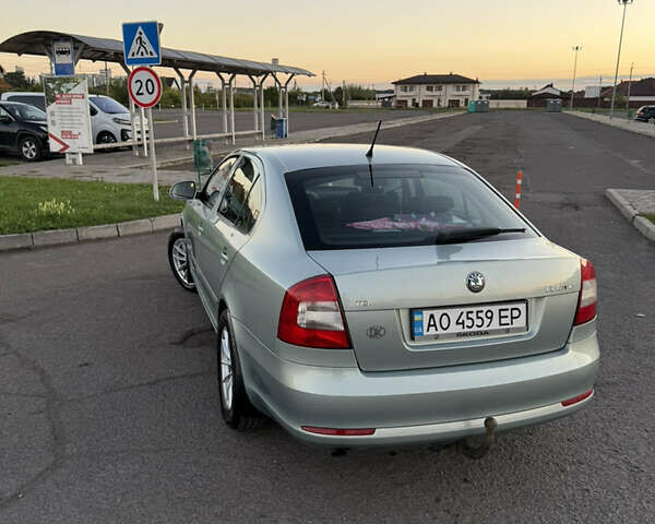 Зеленый Шкода Октавия, объемом двигателя 1.6 л и пробегом 230 тыс. км за 7300 $, фото 17 на Automoto.ua