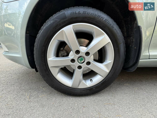 Зеленый Шкода Октавия, объемом двигателя 1.6 л и пробегом 236 тыс. км за 8199 $, фото 10 на Automoto.ua