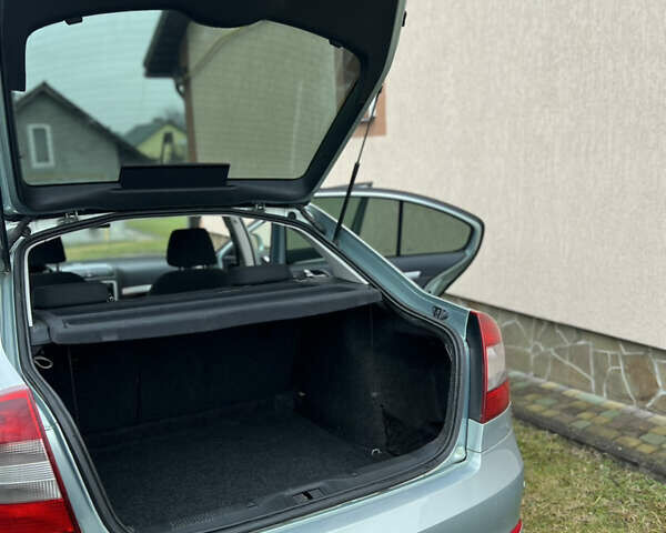 Зеленый Шкода Октавия, объемом двигателя 1.6 л и пробегом 222 тыс. км за 7700 $, фото 5 на Automoto.ua