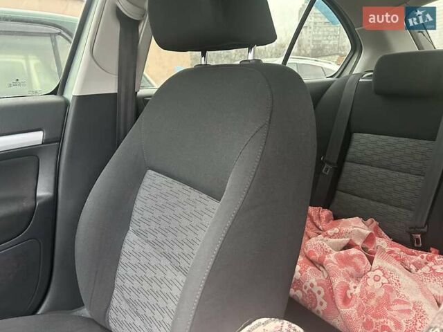 Зеленый Шкода Октавия, объемом двигателя 1.6 л и пробегом 147 тыс. км за 8900 $, фото 5 на Automoto.ua