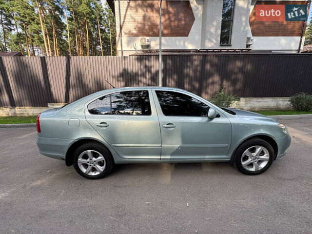 Зеленый Шкода Октавия, объемом двигателя 1.6 л и пробегом 236 тыс. км за 8199 $, фото 8 на Automoto.ua