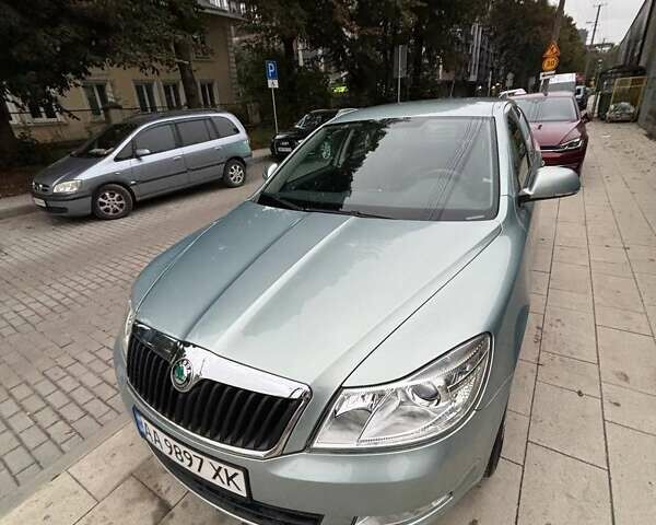 Зеленый Шкода Октавия, объемом двигателя 1.6 л и пробегом 75 тыс. км за 10770 $, фото 6 на Automoto.ua