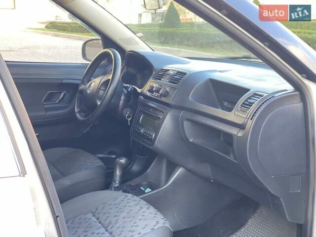 Білий Шкода Практік, об'ємом двигуна 1.2 л та пробігом 250 тис. км за 2750 $, фото 8 на Automoto.ua