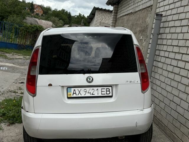 Белый Шкода Практик, объемом двигателя 1.4 л и пробегом 337 тыс. км за 3500 $, фото 5 на Automoto.ua
