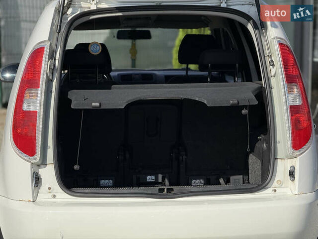 Білий Шкода Практік, об'ємом двигуна 1.2 л та пробігом 210 тис. км за 5800 $, фото 12 на Automoto.ua