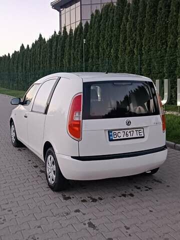Білий Шкода Практік, об'ємом двигуна 1.2 л та пробігом 188 тис. км за 3950 $, фото 5 на Automoto.ua