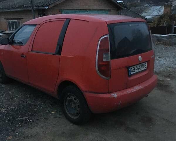 Красный Шкода Практик, объемом двигателя 1.2 л и пробегом 549 тыс. км за 2200 $, фото 5 на Automoto.ua