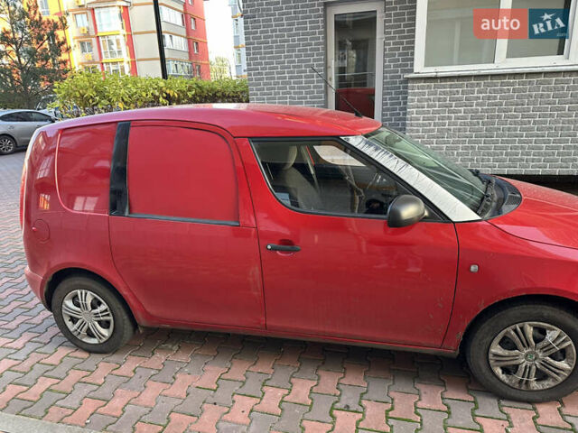 Красный Шкода Практик, объемом двигателя 1.2 л и пробегом 490 тыс. км за 3000 $, фото 1 на Automoto.ua