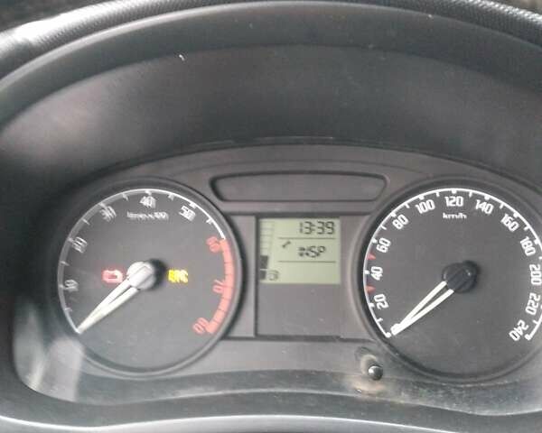 Червоний Шкода Практік, об'ємом двигуна 1.2 л та пробігом 368 тис. км за 3000 $, фото 10 на Automoto.ua