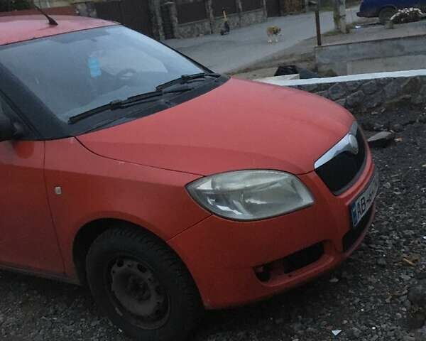 Красный Шкода Практик, объемом двигателя 1.2 л и пробегом 549 тыс. км за 2200 $, фото 1 на Automoto.ua