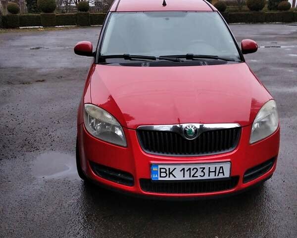 Червоний Шкода Практік, об'ємом двигуна 1.2 л та пробігом 368 тис. км за 3000 $, фото 4 на Automoto.ua