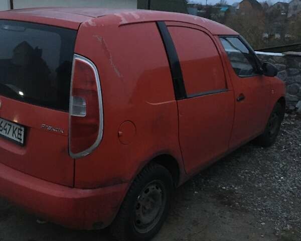 Красный Шкода Практик, объемом двигателя 1.2 л и пробегом 549 тыс. км за 2200 $, фото 3 на Automoto.ua