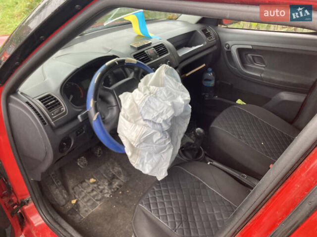Червоний Шкода Практік, об'ємом двигуна 1.2 л та пробігом 191 тис. км за 1250 $, фото 9 на Automoto.ua