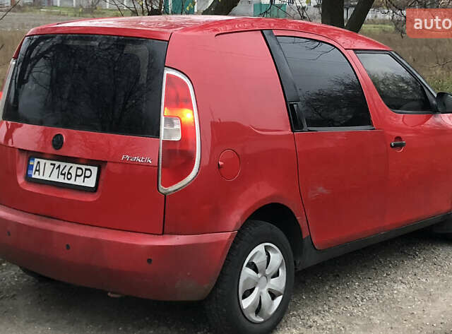 Красный Шкода Практик, объемом двигателя 1.2 л и пробегом 560 тыс. км за 2600 $, фото 3 на Automoto.ua