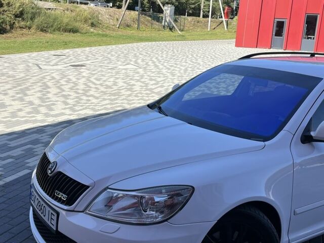 Белый Шкода РС, объемом двигателя 2 л и пробегом 296 тыс. км за 9500 $, фото 11 на Automoto.ua