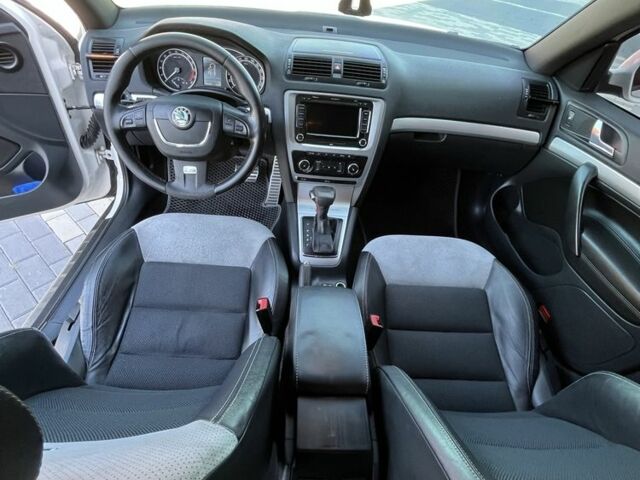 Белый Шкода РС, объемом двигателя 2 л и пробегом 296 тыс. км за 9500 $, фото 15 на Automoto.ua