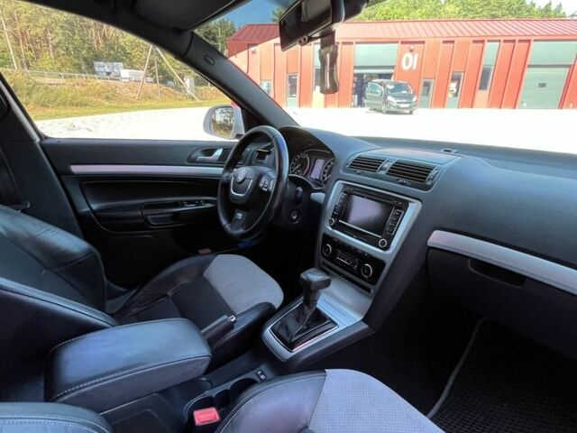 Белый Шкода РС, объемом двигателя 2 л и пробегом 296 тыс. км за 9500 $, фото 22 на Automoto.ua