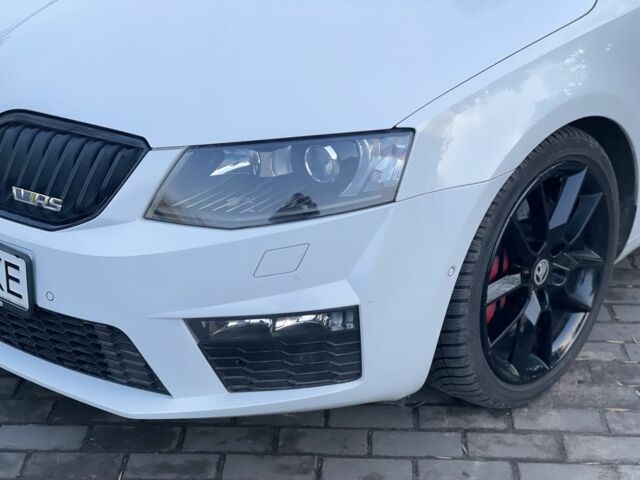 Белый Шкода РС, объемом двигателя 2 л и пробегом 238 тыс. км за 18500 $, фото 3 на Automoto.ua