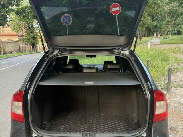 Сірий Шкода РС, об'ємом двигуна 2 л та пробігом 326 тис. км за 10200 $, фото 17 на Automoto.ua