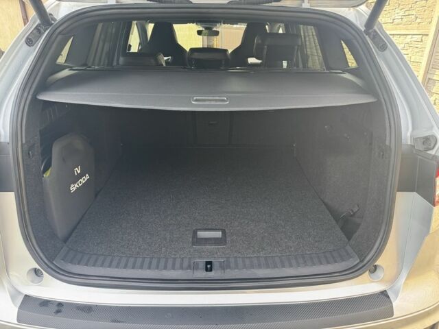 Серый Шкода РС, объемом двигателя 0 л и пробегом 202 тыс. км за 25555 $, фото 16 на Automoto.ua