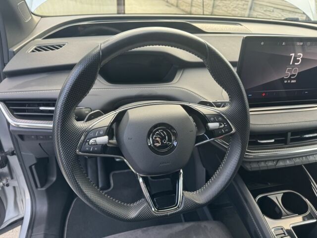 Серый Шкода РС, объемом двигателя 0 л и пробегом 202 тыс. км за 25555 $, фото 13 на Automoto.ua