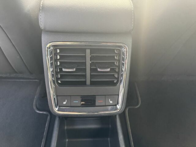 Серый Шкода РС, объемом двигателя 0 л и пробегом 202 тыс. км за 25555 $, фото 11 на Automoto.ua