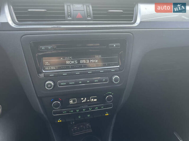 Белый Шкода Рапид, объемом двигателя 1.6 л и пробегом 210 тыс. км за 8500 $, фото 14 на Automoto.ua