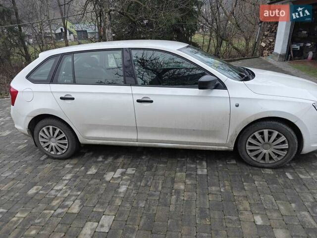 Белый Шкода Рапид, объемом двигателя 1.6 л и пробегом 207 тыс. км за 7500 $, фото 5 на Automoto.ua