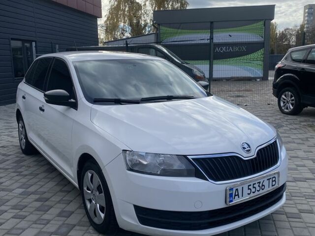 Белый Шкода Рапид, объемом двигателя 1.4 л и пробегом 235 тыс. км за 6700 $, фото 11 на Automoto.ua