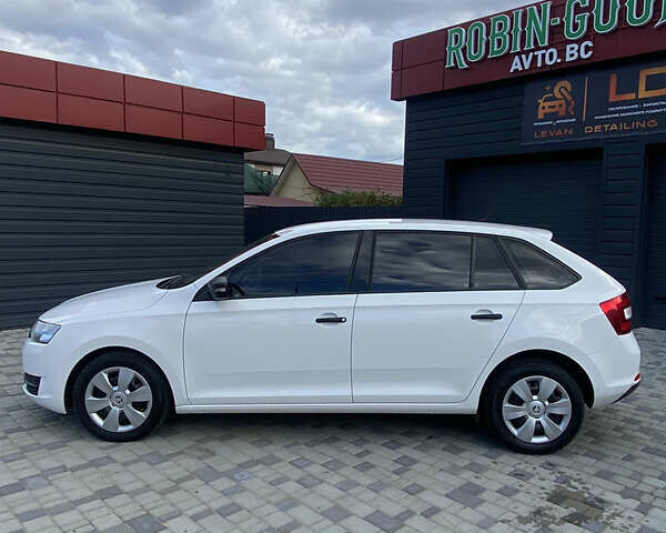 Білий Шкода Рапід, об'ємом двигуна 1.42 л та пробігом 235 тис. км за 6700 $, фото 3 на Automoto.ua