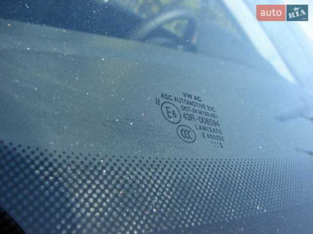 Белый Шкода Рапид, объемом двигателя 1.6 л и пробегом 223 тыс. км за 8300 $, фото 6 на Automoto.ua