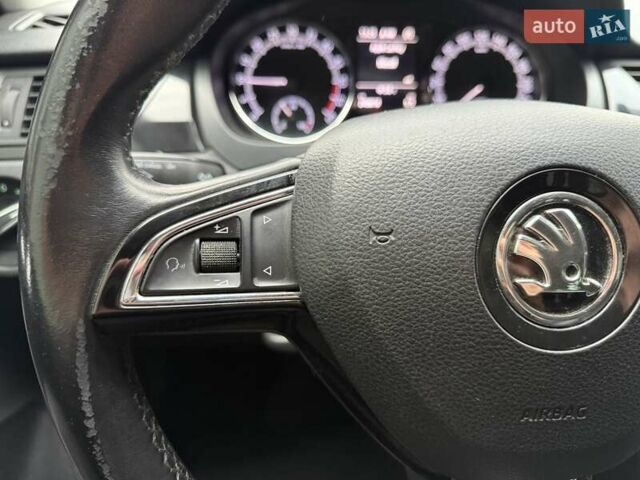 Белый Шкода Рапид, объемом двигателя 1.6 л и пробегом 249 тыс. км за 10900 $, фото 24 на Automoto.ua