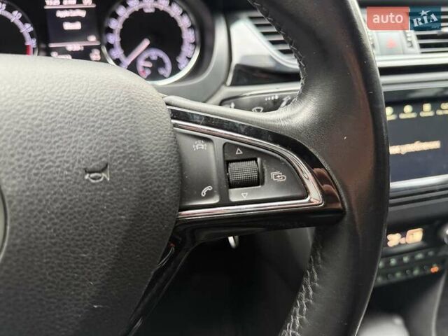 Белый Шкода Рапид, объемом двигателя 1.6 л и пробегом 249 тыс. км за 10900 $, фото 26 на Automoto.ua