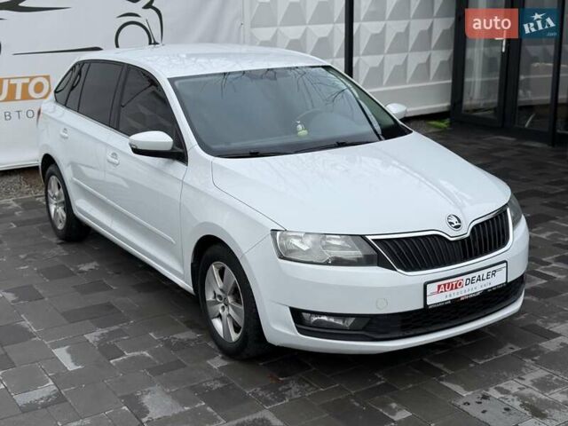 Белый Шкода Рапид, объемом двигателя 1.6 л и пробегом 249 тыс. км за 10900 $, фото 14 на Automoto.ua