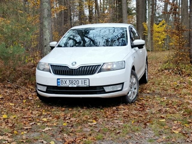 Белый Шкода Рапид, объемом двигателя 1.6 л и пробегом 287 тыс. км за 6900 $, фото 5 на Automoto.ua