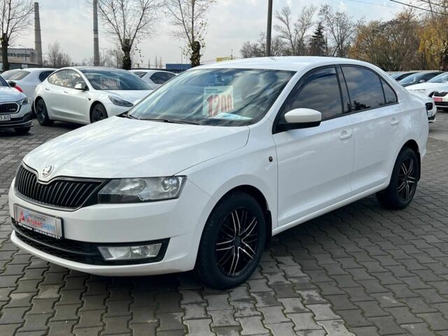 Белый Шкода Рапид, объемом двигателя 1.6 л и пробегом 189 тыс. км за 7900 $, фото 2 на Automoto.ua