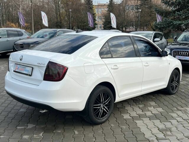 Белый Шкода Рапид, объемом двигателя 1.6 л и пробегом 189 тыс. км за 7900 $, фото 7 на Automoto.ua