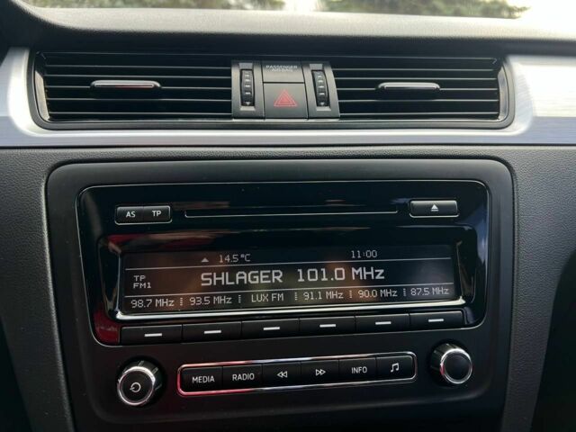 Белый Шкода Рапид, объемом двигателя 1.6 л и пробегом 189 тыс. км за 7900 $, фото 10 на Automoto.ua