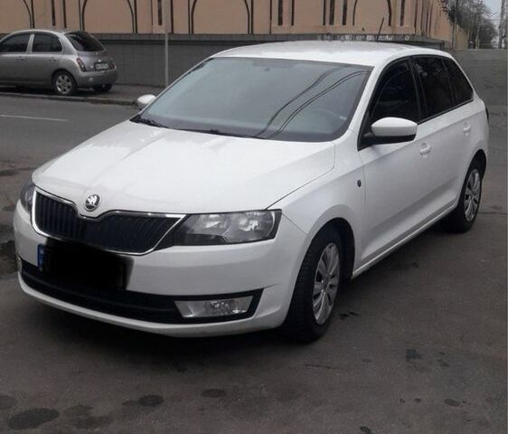 Белый Шкода Рапид, объемом двигателя 1.2 л и пробегом 154 тыс. км за 7500 $, фото 1 на Automoto.ua