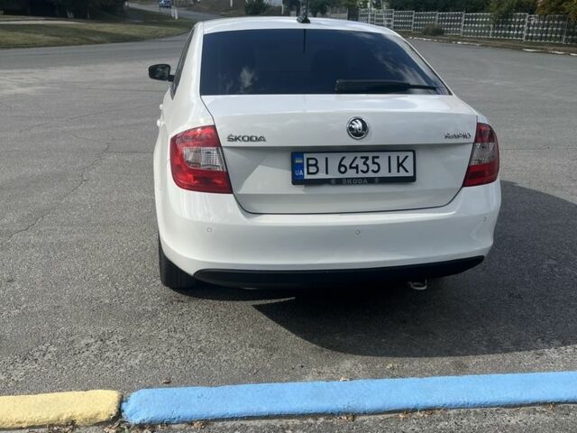 Белый Шкода Рапид, объемом двигателя 1.6 л и пробегом 198 тыс. км за 7650 $, фото 1 на Automoto.ua