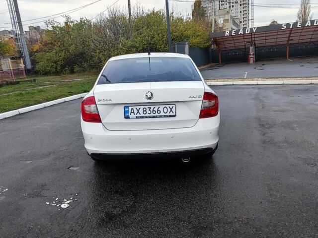 Шкода Рапид 2013 в Харькове на Automoto.ua Белый Шкода Рапид, объемом двигателя 1.2 л и пробегом 177 тыс. км за 6500 $, фото 4 на Automoto.ua