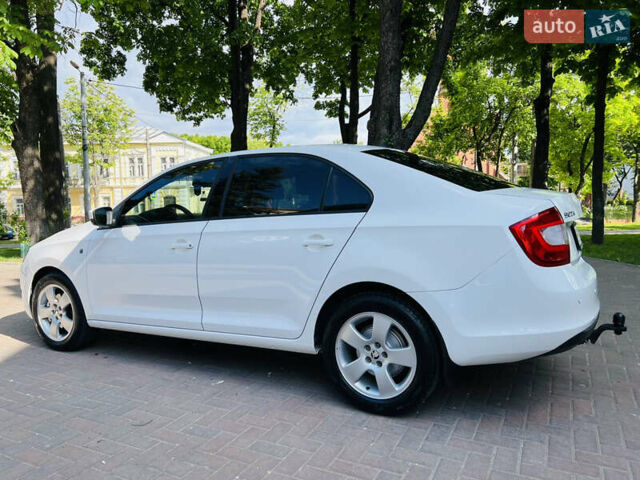 Білий Шкода Рапід, об'ємом двигуна 0 л та пробігом 255 тис. км за 8200 $, фото 6 на Automoto.ua