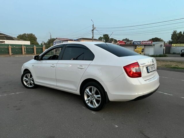 Шкода Рапид 2013 в Переяславе-Хмельницком на Automoto.ua Белый Шкода Рапид, объемом двигателя 1.6 л и пробегом 217 тыс. км за 7700 $, фото 2 на Automoto.ua