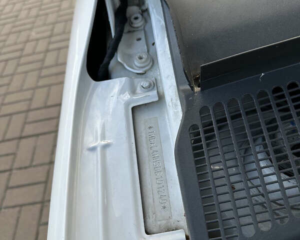 Шкода Рапид 2013 в Киеве на Automoto.ua Белый Шкода Рапид, объемом двигателя 1.6 л и пробегом 200 тыс. км за 8500 $, фото 28 на Automoto.ua