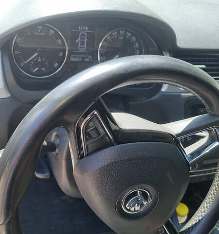 Шкода Рапид 2013 в Краматорске на Automoto.ua Белый Шкода Рапид, объемом двигателя 1.2 л и пробегом 210 тыс. км за 6200 $, фото 2 на Automoto.ua