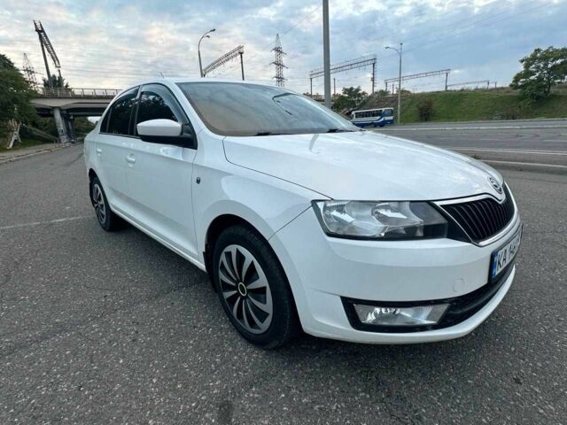 Шкода Рапид 2013 в Одессе на Automoto.ua Белый Шкода Рапид, объемом двигателя 1.2 л и пробегом 187 тыс. км за 6600 $, фото 6 на Automoto.ua